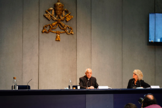 Conferencia de Prensa para presentar el Mensaje del Papa Francisco con motivo de la V Jornada Mundial de los Pobres