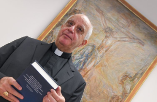 Mons. Fisichella sul nuovo Direttorio: “La Chiesa italiana ha una storia straordinaria di catechesi, utilizzare tutti i nuovi media”