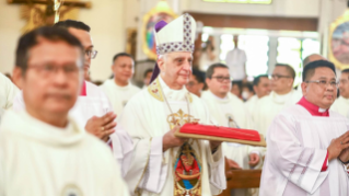 In Antipolo, Archbishop Fisichella celebrates Mass one month after the official establishment of "Our Lady of Peace and Good Voyage" in the Philippines as an International Shrine